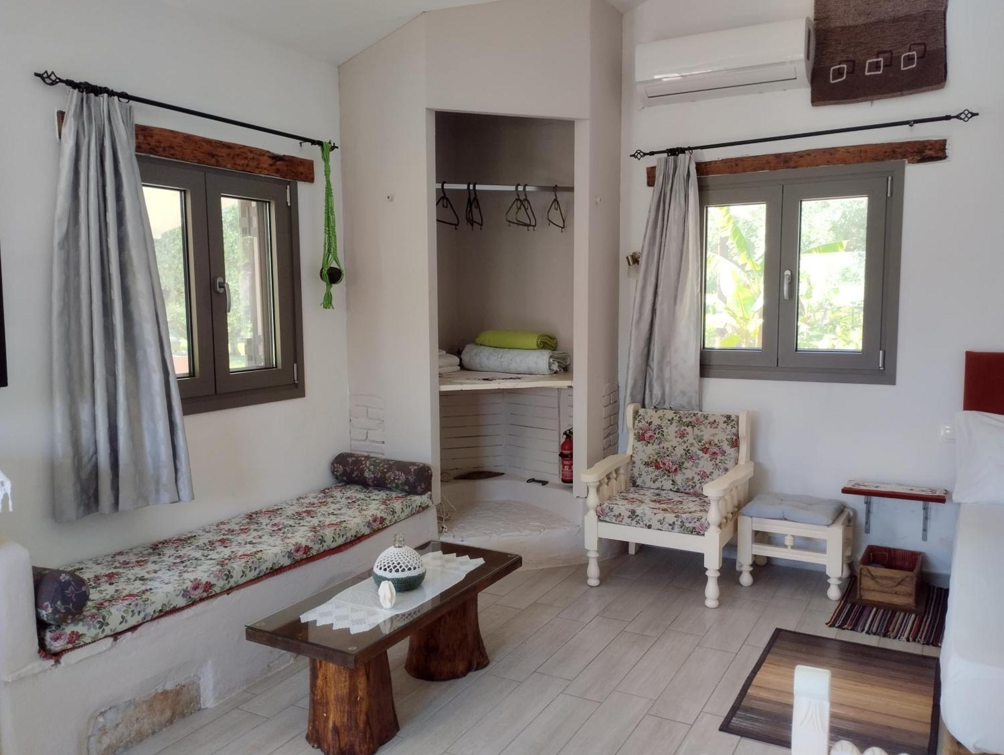 Olea Cottage Galatas  Exterior photo